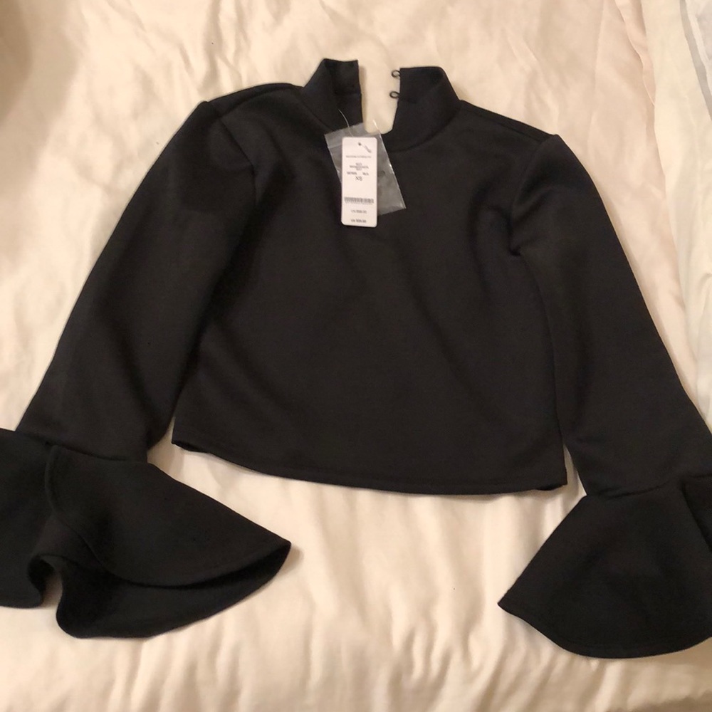 Bebe black top